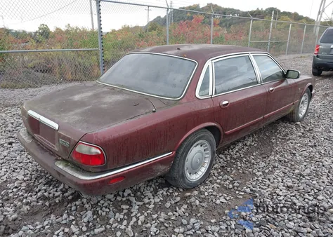 1998 Jaguar Xj8 Vanden Plas из США, поврежденный, VIN SAJKX6243WC825207